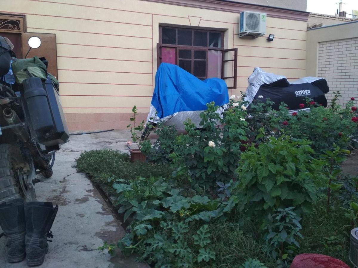 Shodlik Guest House Хива Экстерьер фото