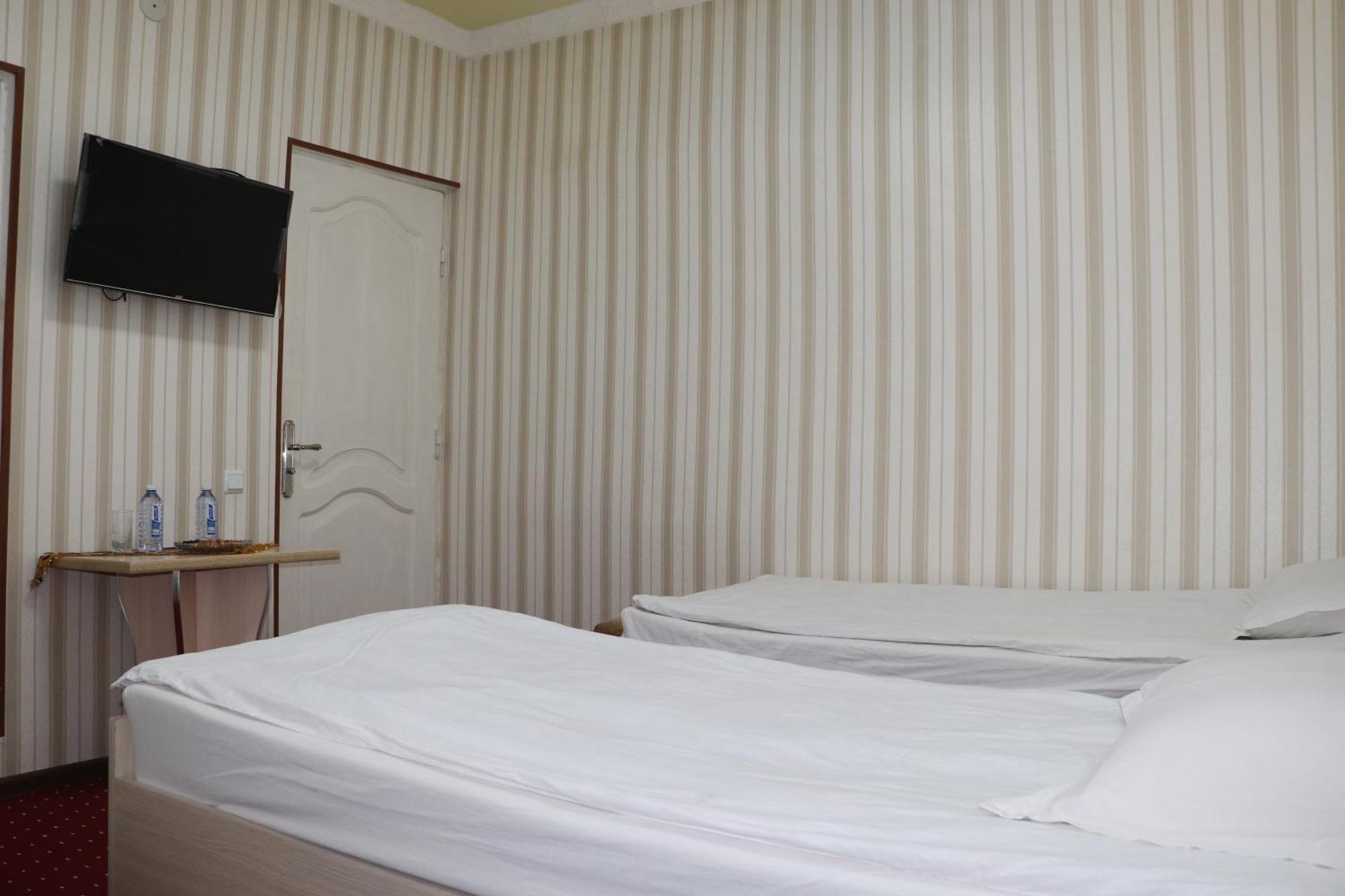 Shodlik Guest House Хива Экстерьер фото